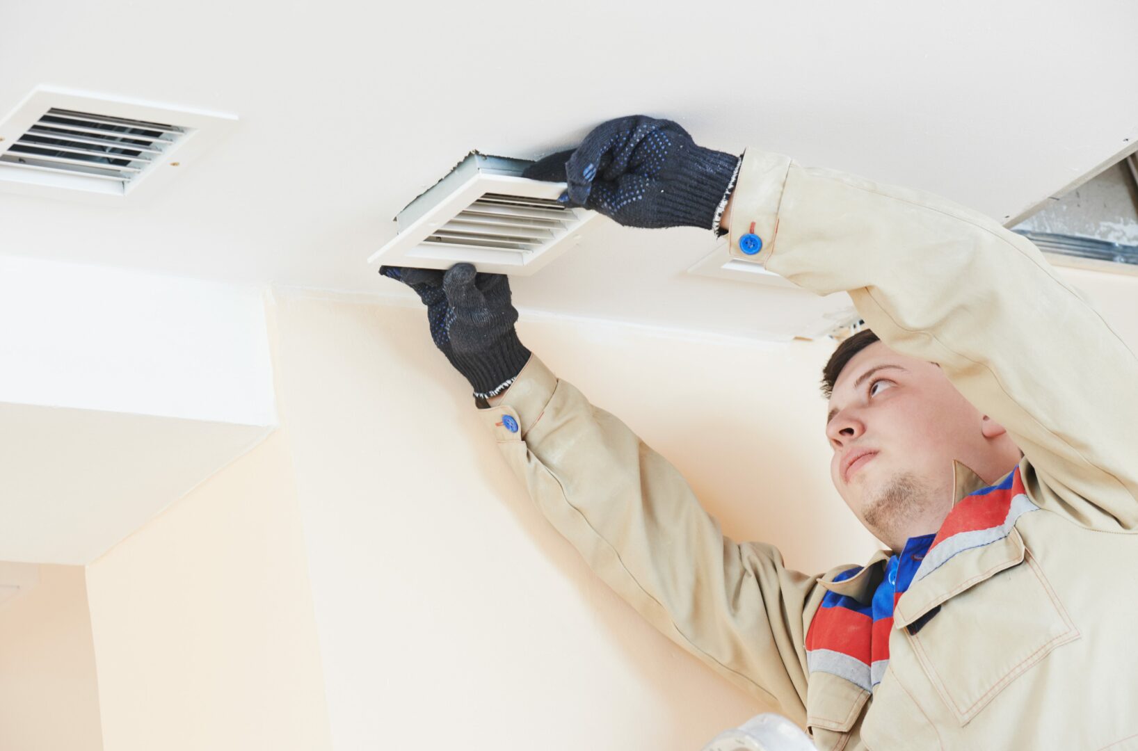 Installation d'un système de ventilation pour la rénovation énergétique à Toulouse.